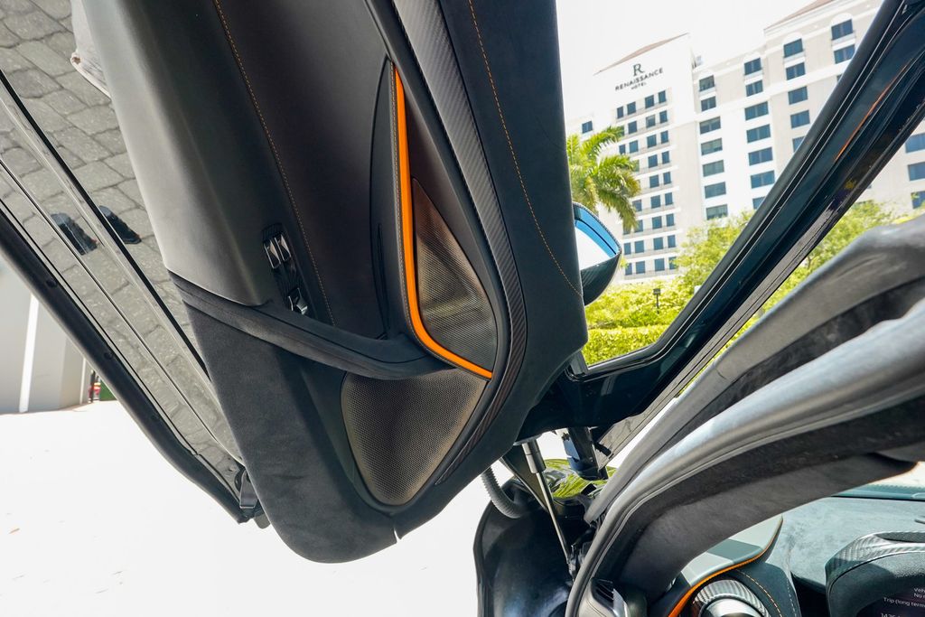 2018 McLaren 720S Performance Coupe - 23048879 - 58