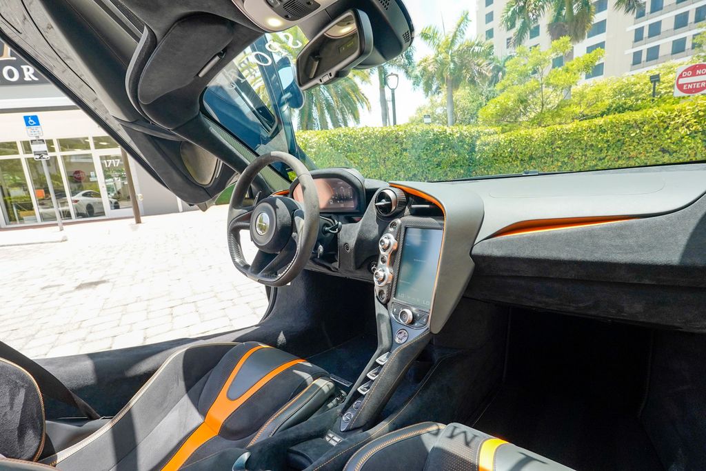 2018 McLaren 720S Performance Coupe - 23048879 - 90