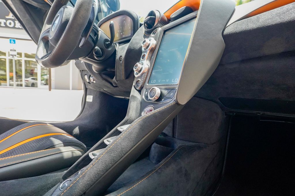 2018 McLaren 720S Performance Coupe - 23048879 - 91