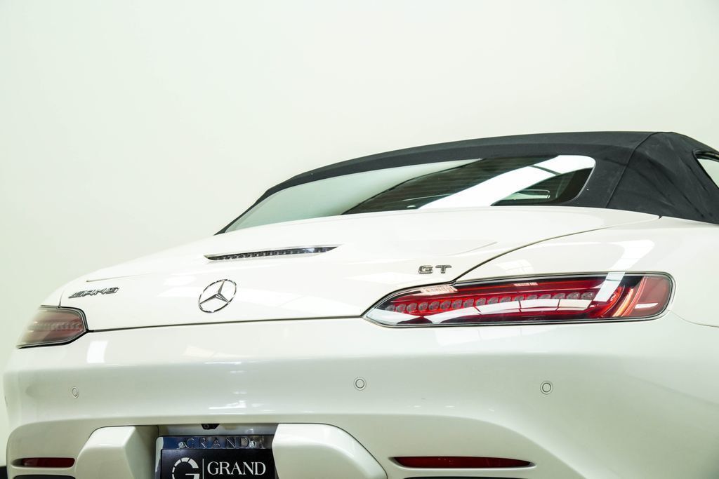 Mercedes-Benz AMG GT photo 14