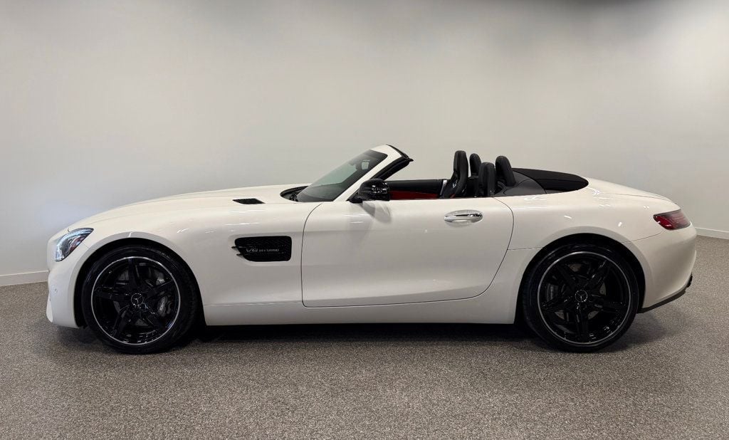 2018 Mercedes-Benz AMG GT AMG GT Roadster - 23021419 - 24