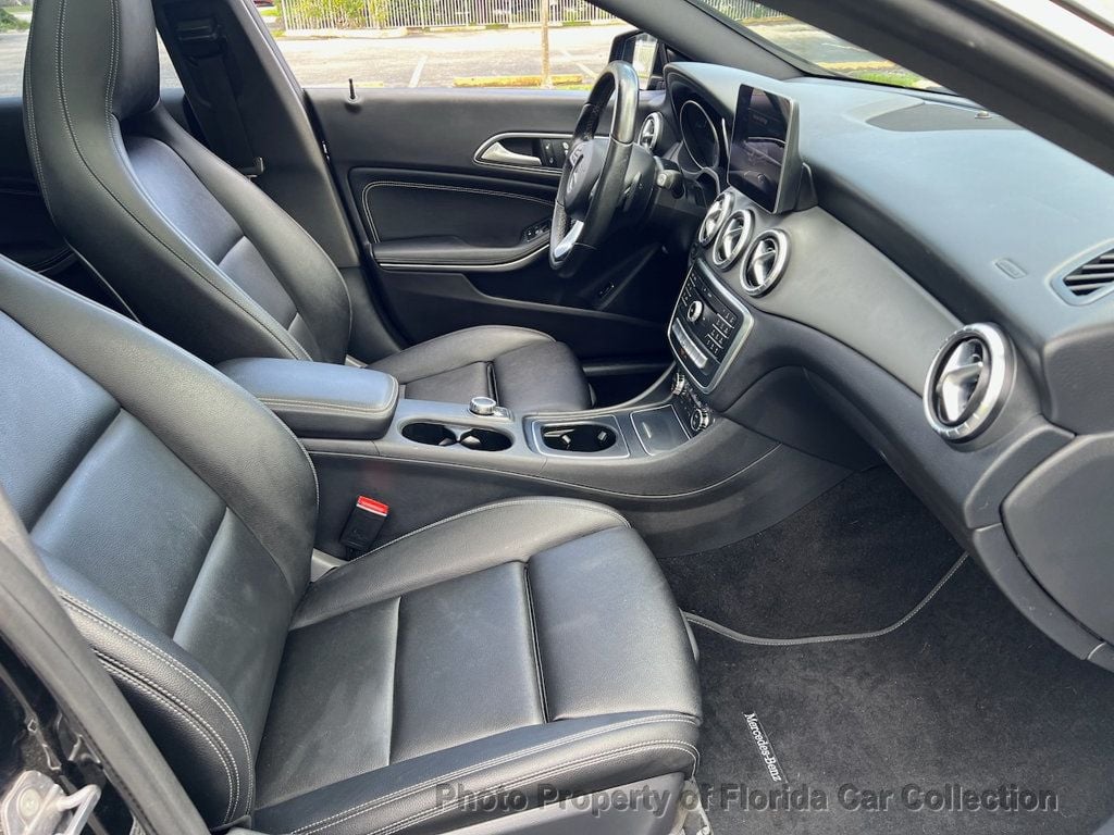 2018 Mercedes Benz CLA 250 photo 33