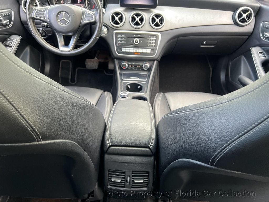 2018 Mercedes Benz CLA 250 photo 40