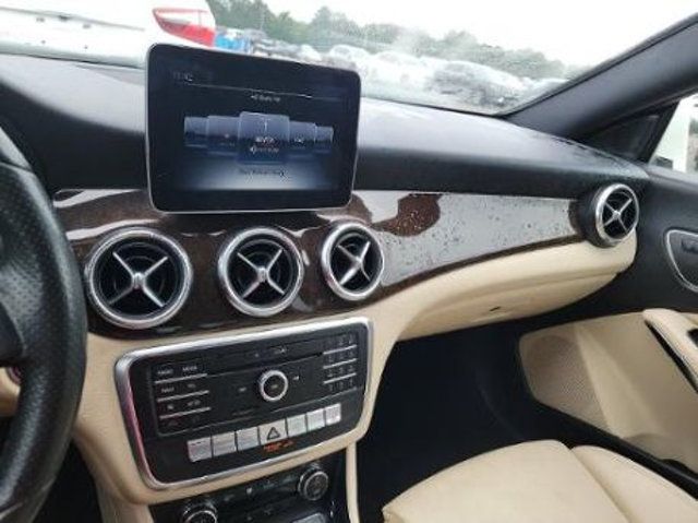 2018 Mercedes-Benz CLA CLA 250 4MATIC Coupe - 23038187 - 6