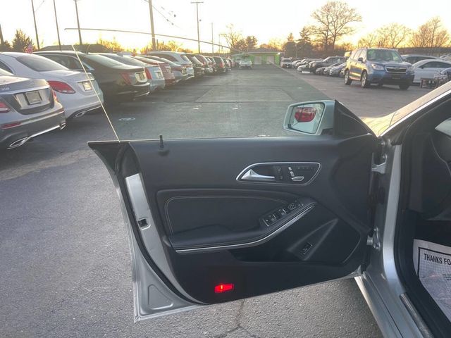 2018 Mercedes-Benz CLA CLA 250 4MATIC Coupe - 22819268 - 24