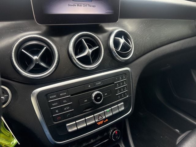 2018 Mercedes-Benz CLA CLA 250 4MATIC Coupe - 22932375 - 11