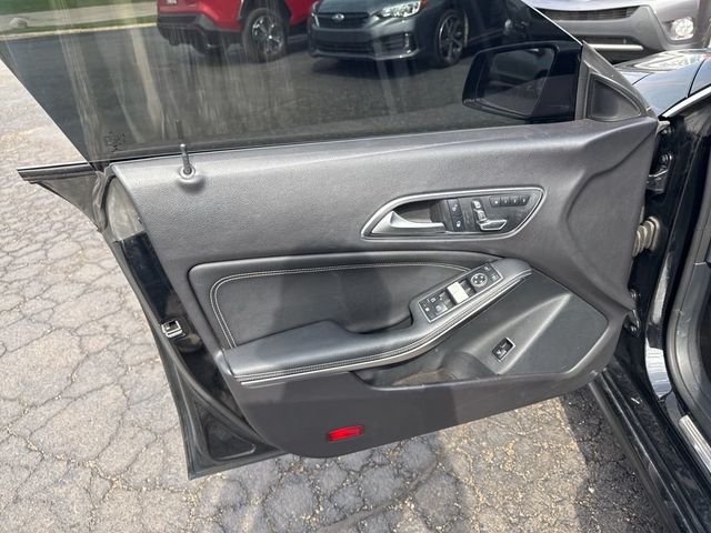 2018 Mercedes-Benz CLA CLA 250 4MATIC Coupe - 23011094 - 17