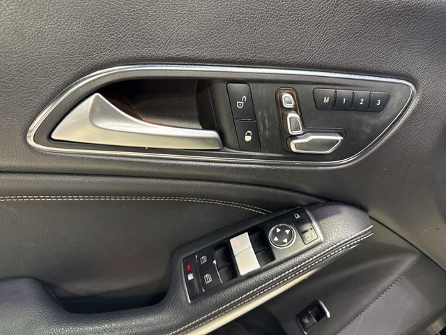 2018 Mercedes-Benz CLA CLA 250 4MATIC Coupe - 23011094 - 29