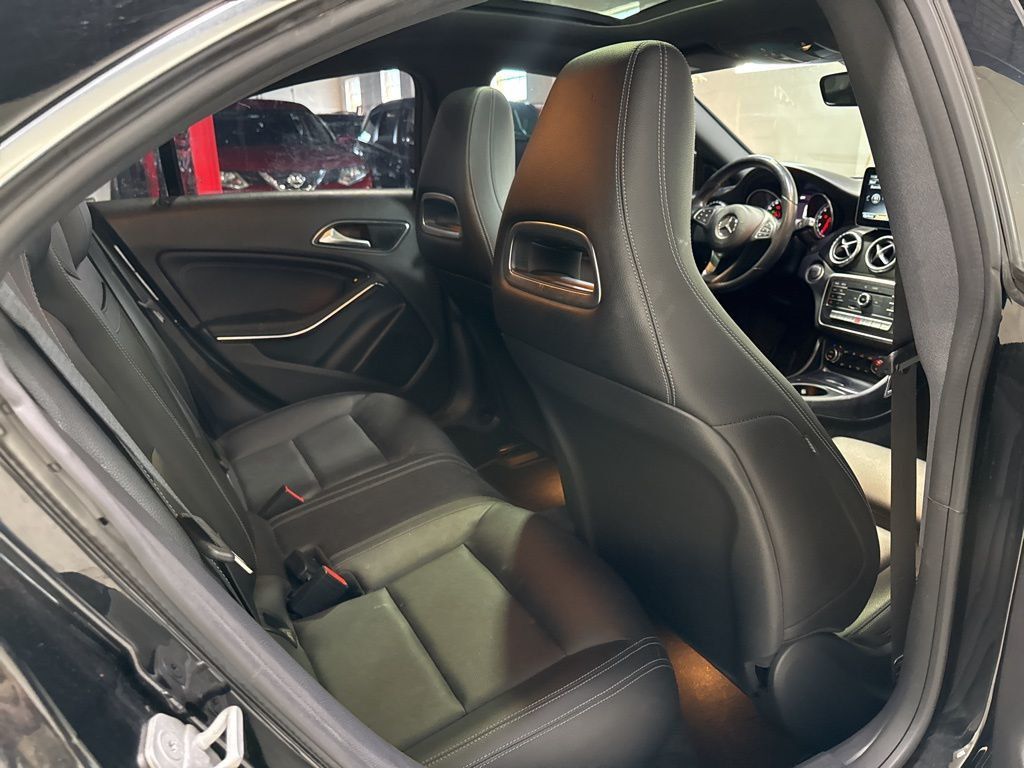 2018 Mercedes-Benz CLA CLA 250 4MATIC Coupe - 23011094 - 36