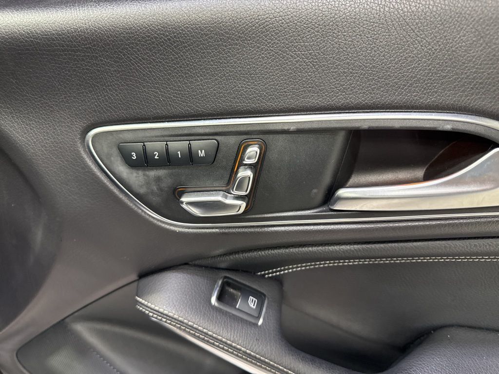 2018 Mercedes-Benz CLA CLA 250 4MATIC Coupe - 23011094 - 43