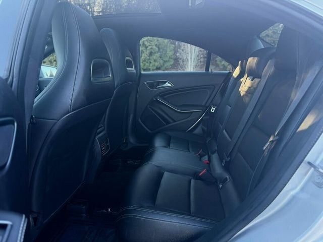 2018 Mercedes-Benz CLA CLA 250 4MATIC Coupe - 22982224 - 17