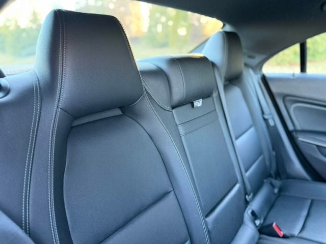 2018 Mercedes-Benz CLA CLA 250 4MATIC Coupe - 22982224 - 19