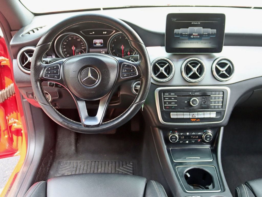 2018 Mercedes Benz CLA 250 4MATIC photo 11
