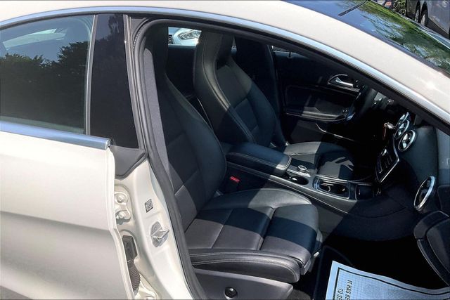 2018 Mercedes-Benz CLA CLA 250 Coupe - 23061413 - 11