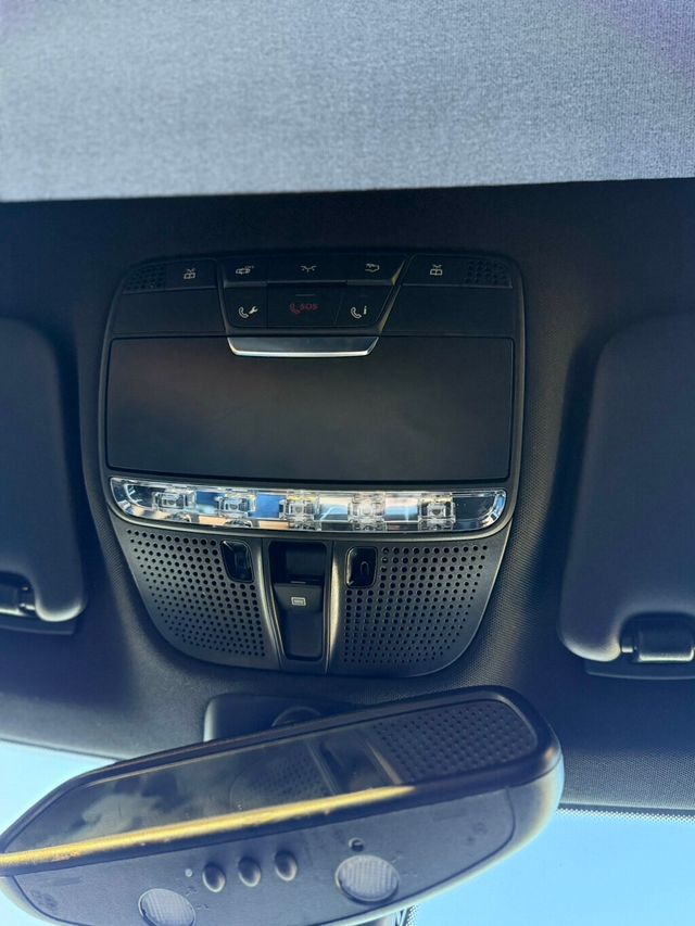 2018 Mercedes-Benz C-Class AMG C 43 4MATIC Sedan - 22956712 - 21