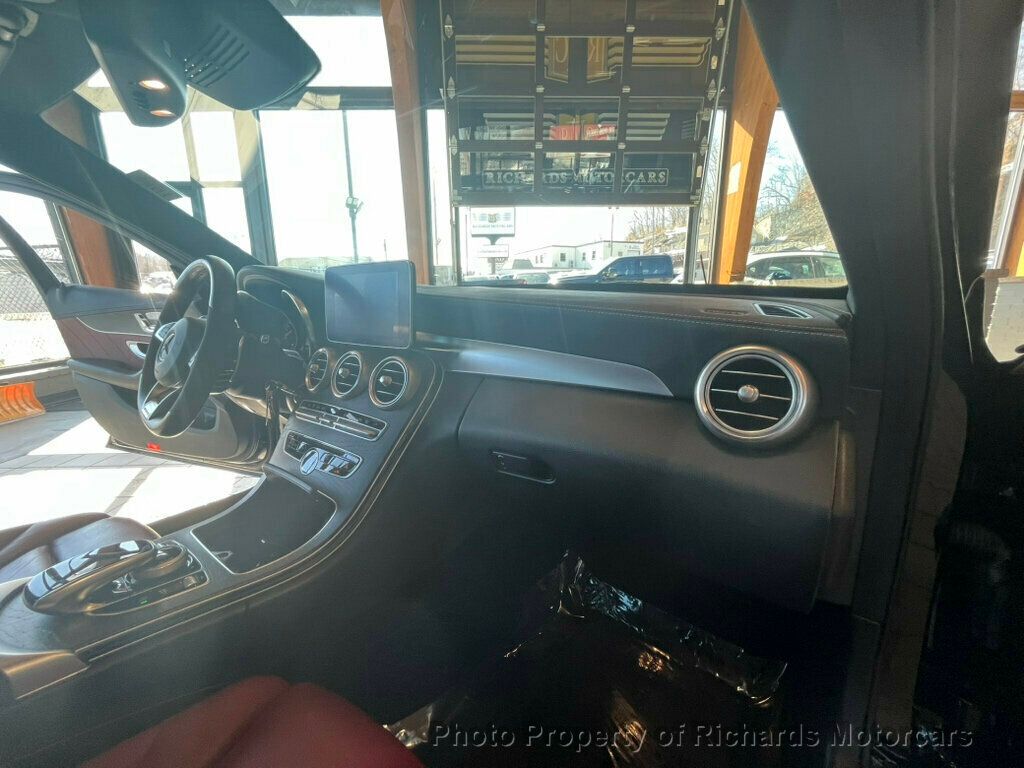 2018 Mercedes-Benz C-Class AMG C 43 4MATIC Sedan - 22984460 - 20
