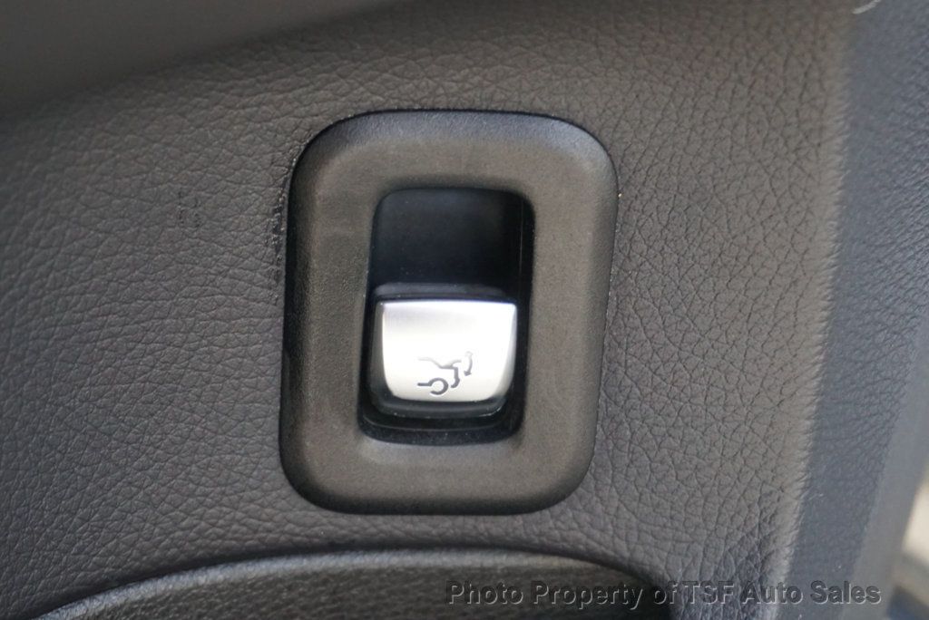 2018 Mercedes-Benz C-Class AMG C 43 4MATIC Sedan - 22965599 - 42