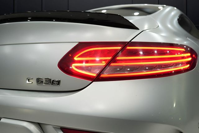 2018 Mercedes-Benz C-Class AMG C 63 S Coupe - 22980206 - 4