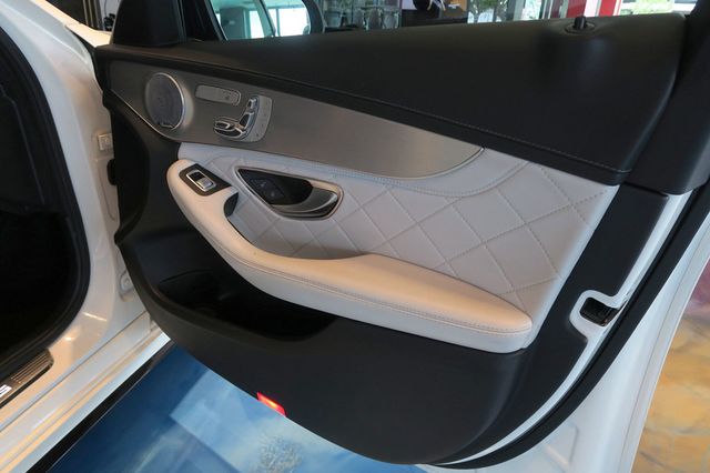 2018 Mercedes-Benz C-Class AMG C 63 S Sedan - 22918481 - 26