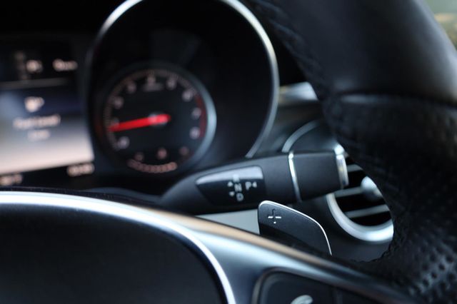 2018 Mercedes-Benz C-Class C 300 4MATIC Cabriolet - 23015959 - 35