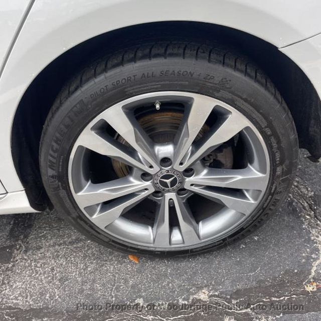 2018 Mercedes-Benz C-Class C 300 4MATIC Sedan - 22959091 - 11