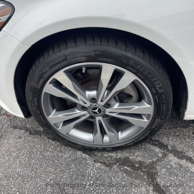 2018 Mercedes-Benz C-Class C 300 4MATIC Sedan - 22959091 - 12