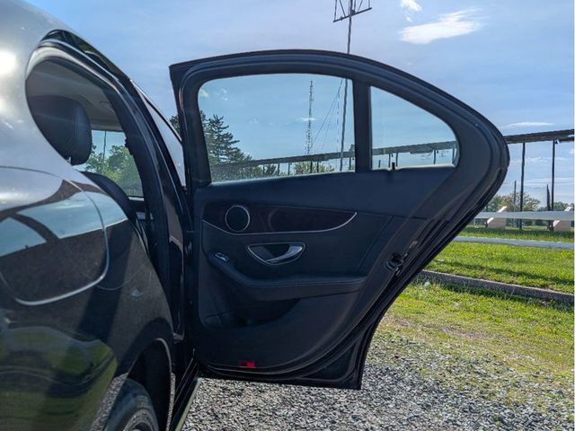 2018 Mercedes-Benz C-Class C 300 4MATIC Sedan - 23018149 - 11