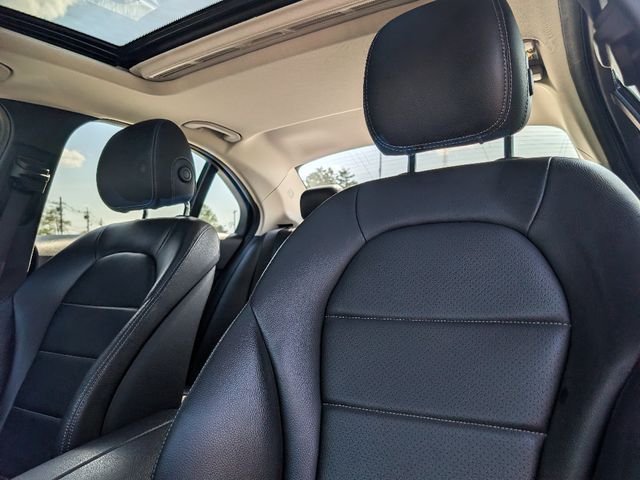2018 Mercedes-Benz C-Class C 300 4MATIC Sedan - 23018149 - 14