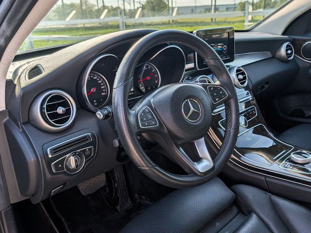 2018 Mercedes-Benz C-Class C 300 4MATIC Sedan - 23018149 - 18