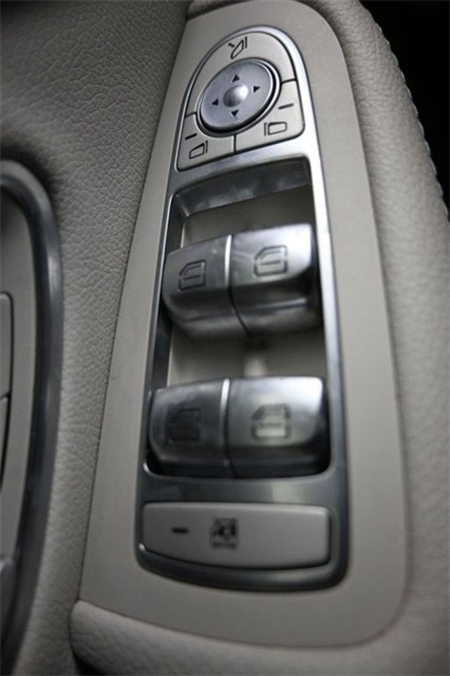 2018 Mercedes-Benz C-Class C 300 4MATIC Sedan - 22960911 - 31