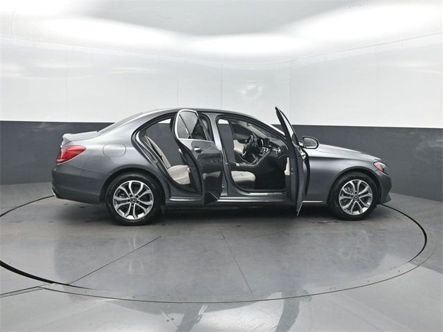 2018 Mercedes-Benz C-Class C 300 4MATIC Sedan - 22960911 - 40