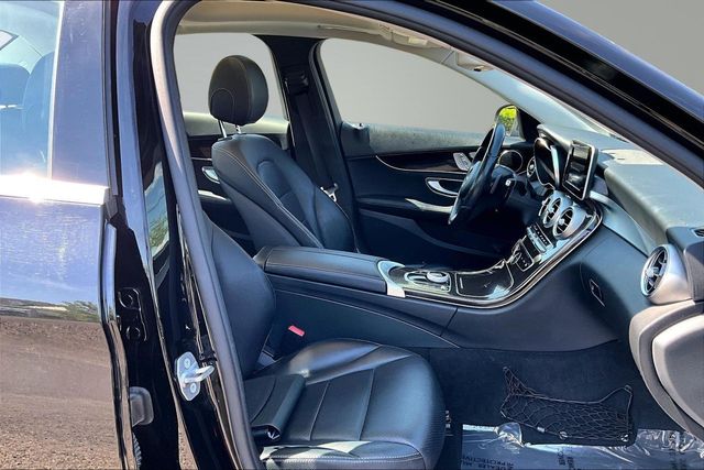 2018 Mercedes-Benz C-Class C 300 4MATIC Sedan - 23021745 - 12