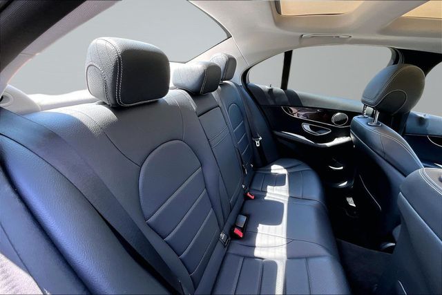 2018 Mercedes-Benz C-Class C 300 4MATIC Sedan - 23021745 - 13