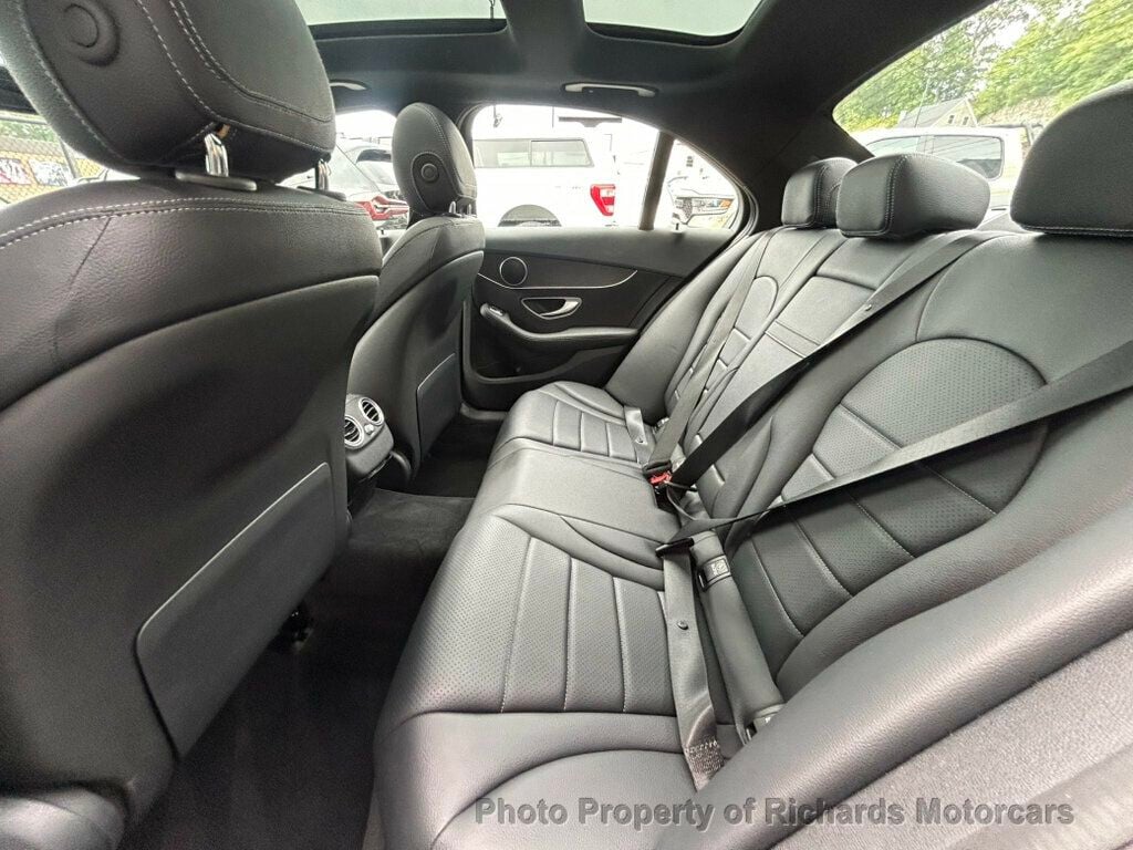 2018 Mercedes-Benz C-Class C 300 4MATIC Sedan - 23048995 - 14