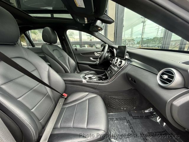 2018 Mercedes-Benz C-Class C 300 4MATIC Sedan - 23048995 - 19