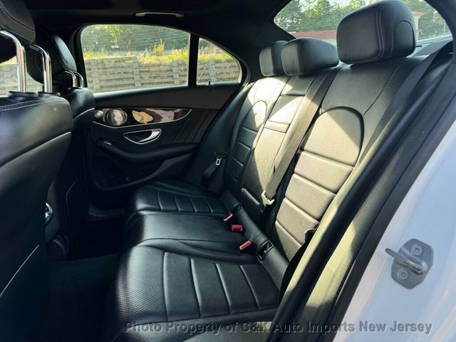 2018 Mercedes-Benz C-Class C 300 4MATIC Sedan - 23034731 - 32
