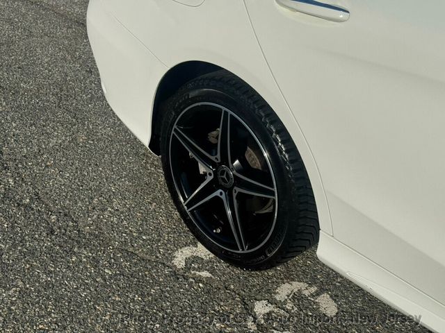 2018 Mercedes-Benz C-Class C 300 4MATIC Sedan - 23034731 - 42