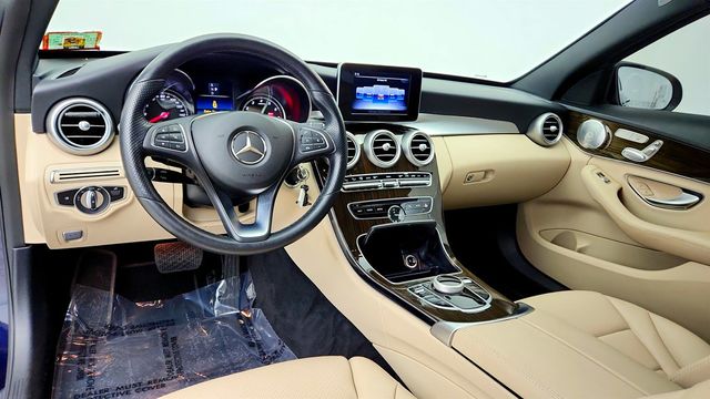 2018 Mercedes-Benz C-Class C 300 4MATIC Sedan w/ Premium Package, Burmester Audio & Pano Ro - 23040118 - 11