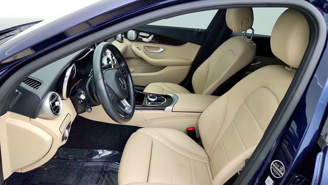 2018 Mercedes-Benz C-Class C 300 4MATIC Sedan w/ Premium Package, Burmester Audio & Pano Ro - 23040118 - 17