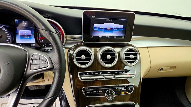 2018 Mercedes-Benz C-Class C 300 4MATIC Sedan w/ Premium Pkg, Panorama Roof & 18'' Wheels - 23081735 - 16