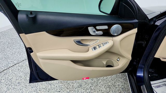 2018 Mercedes-Benz C-Class C 300 4MATIC Sedan w/ Premium Pkg & Panorama Sunroof - 23015764 - 10