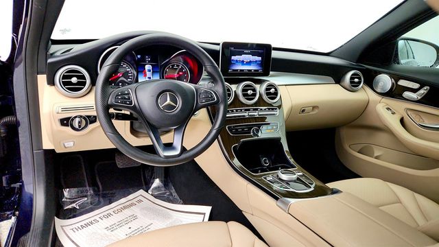 2018 Mercedes-Benz C-Class C 300 4MATIC Sedan w/ Premium Pkg & Panorama Sunroof - 23015764 - 11