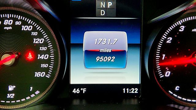 2018 Mercedes-Benz C-Class C 300 4MATIC Sedan w/ Premium Pkg & Panorama Sunroof - 23015764 - 14