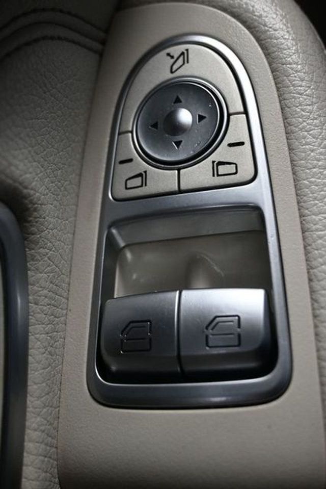 2018 Mercedes-Benz C-Class C 300 Coupe - 22995528 - 19