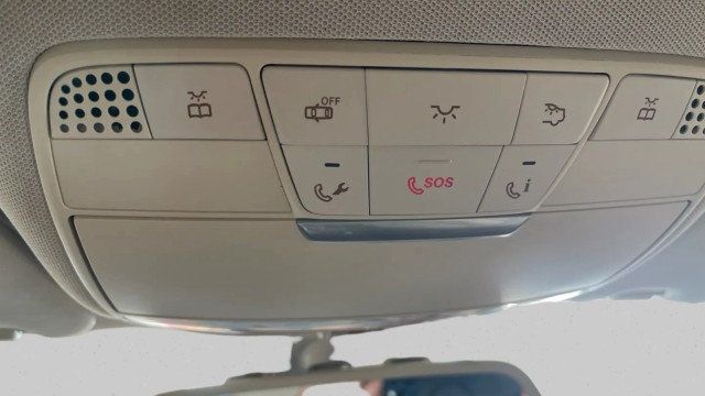 2018 Mercedes-Benz C-Class C 300 Sedan - 22988098 - 17