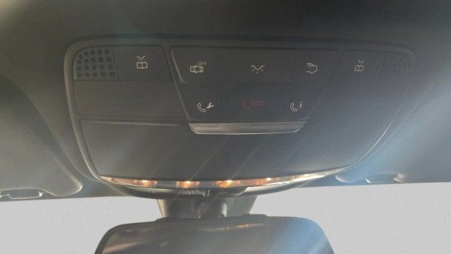 2018 Mercedes-Benz C-Class C 300 Sedan - 23002022 - 17