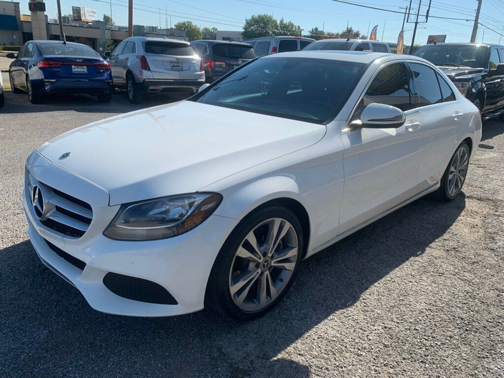 2018 Mercedes Benz C 300 Sedan photo 3
