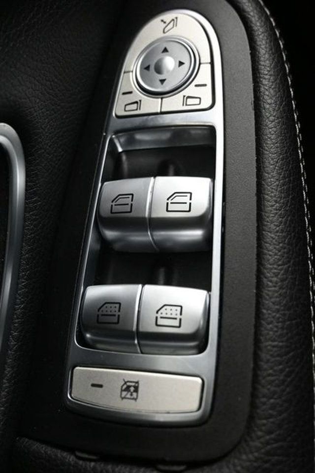 2018 Mercedes-Benz C-Class C 300 Sedan - 23006594 - 30