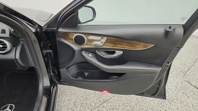 2018 Mercedes-Benz C-Class C 300 Sedan w/ Premium Pkg, Panorama Sunroof & Heated Seats - 23081099 - 24