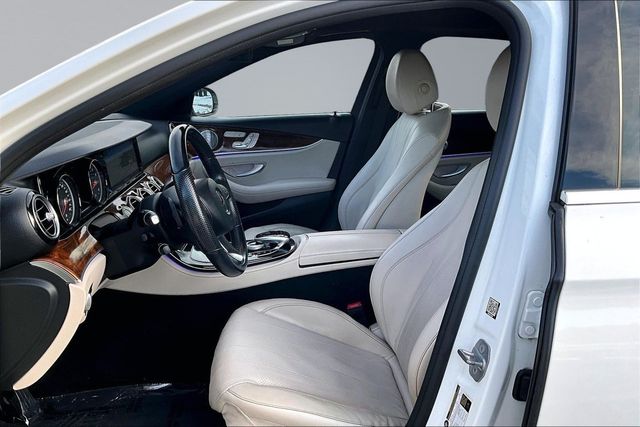 2018 Mercedes-Benz E-Class  - 23001914 - 9